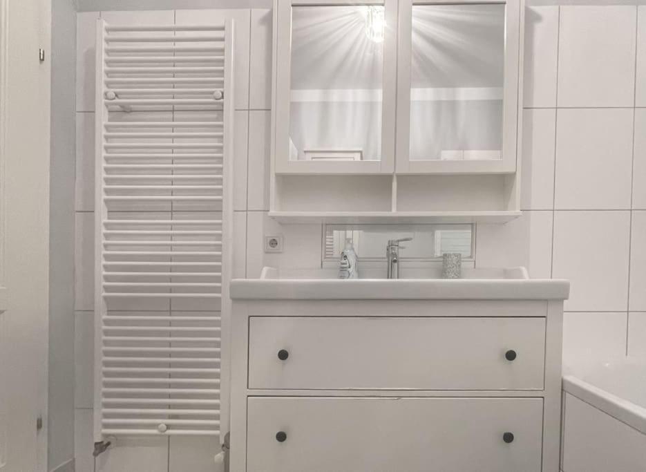 Modern & Charming @ Villas Quarter! 7Min To Center Wina Bagian luar foto